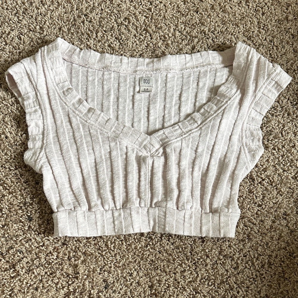 BDG light pink Ribbed V-Neck Crop Top